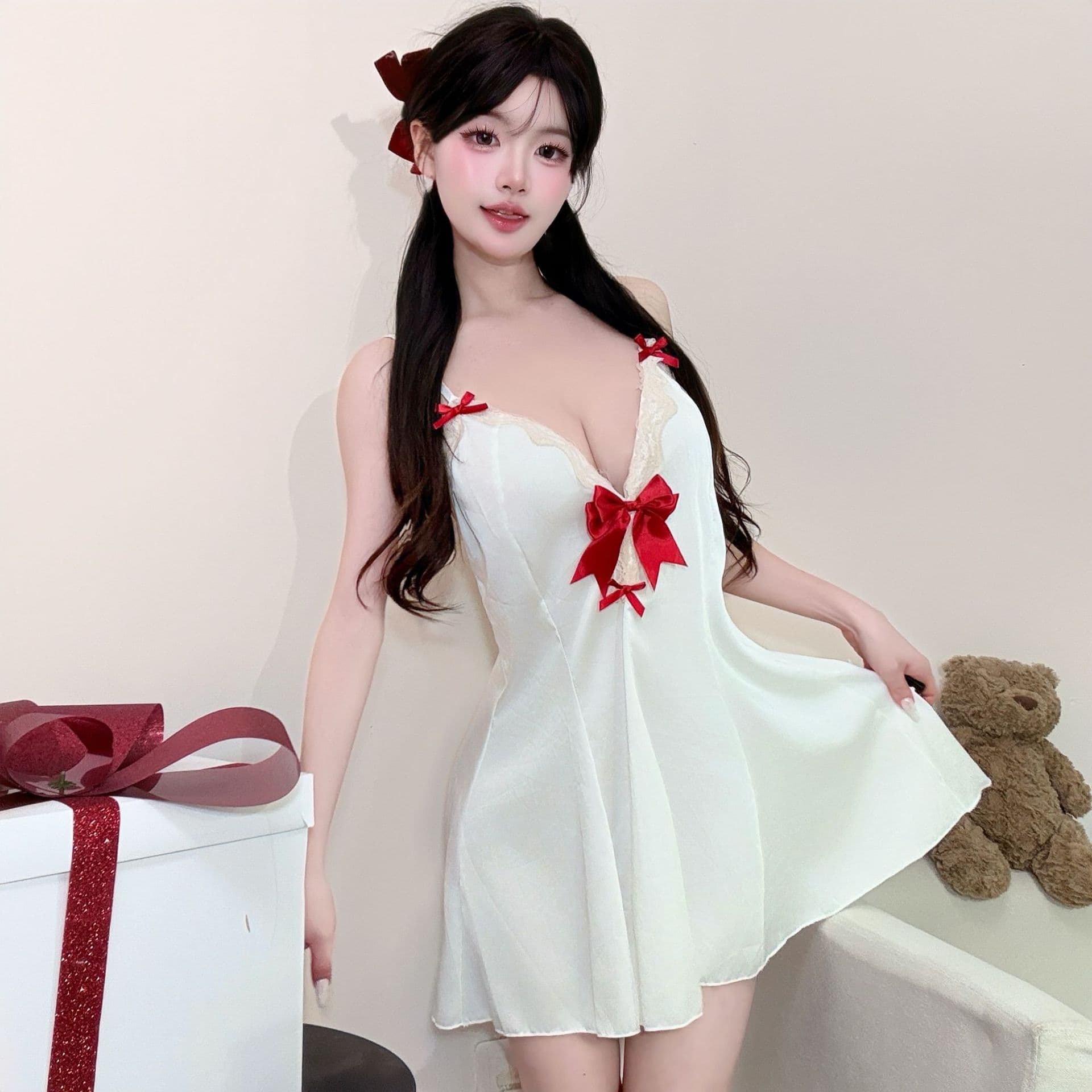 Lingerie White Moonlight Girl Satin Lace Bow Nightgown Pure Desire French Style Elegant Strap Pajama Set