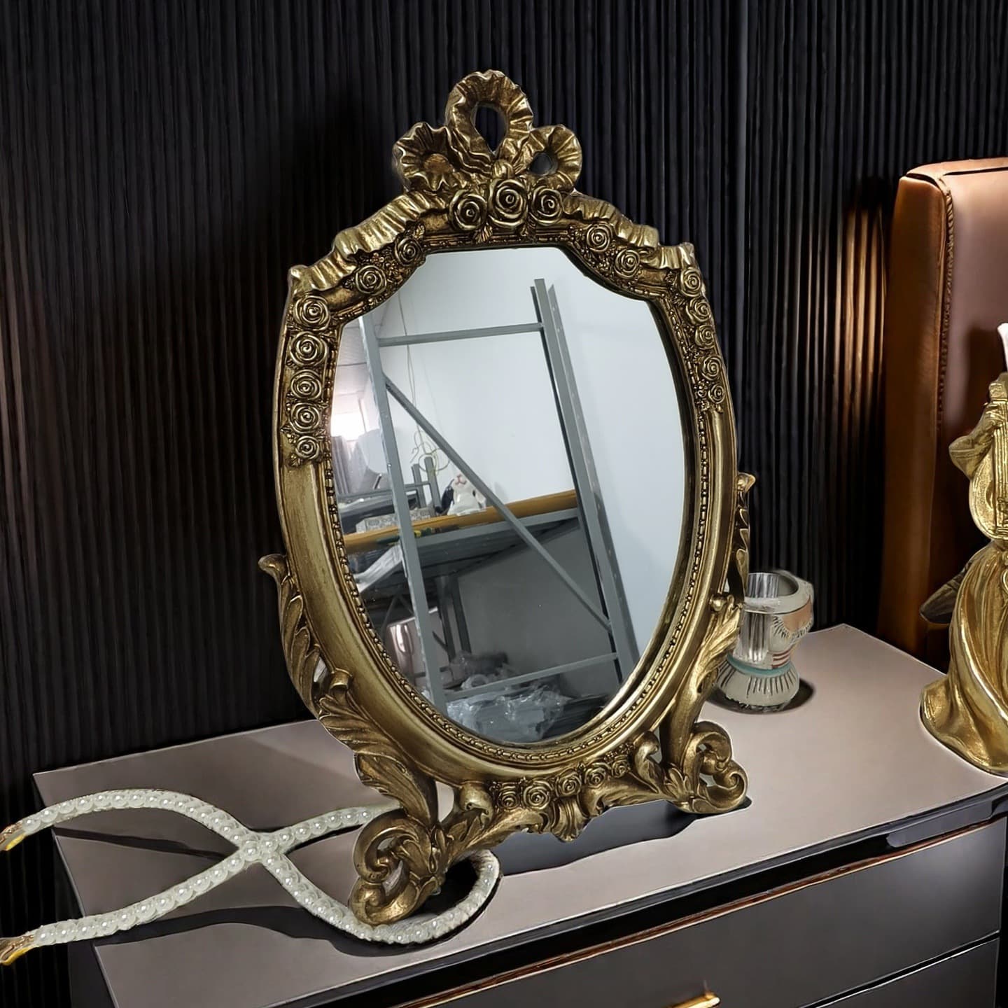 French retro picture frame picture frame wall hanging simple cross-border decoration living room sofa bedroom hanging picture bedside picture frame desktop