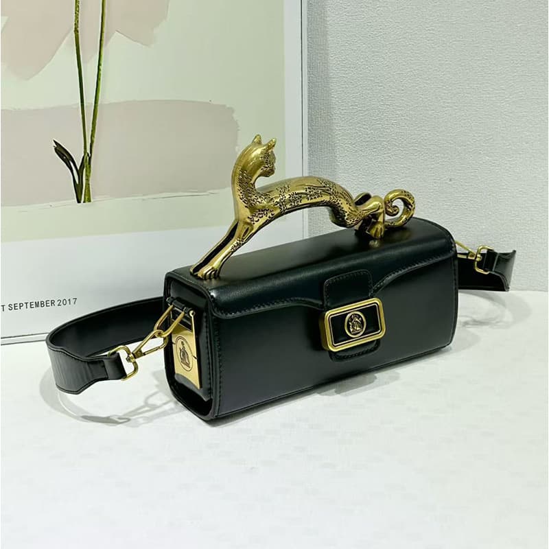 Cross-border Bag 2026 European and American Fashion Simple Original Retro Shoulder Bag Personalized Hard Handle Handbag Crossbody Bag