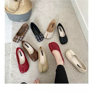 2026 Split-Toe Flat Shoes for Women, Spring/Autumn Horse Hoof Toe, Split-Toe Loafer, Plaid