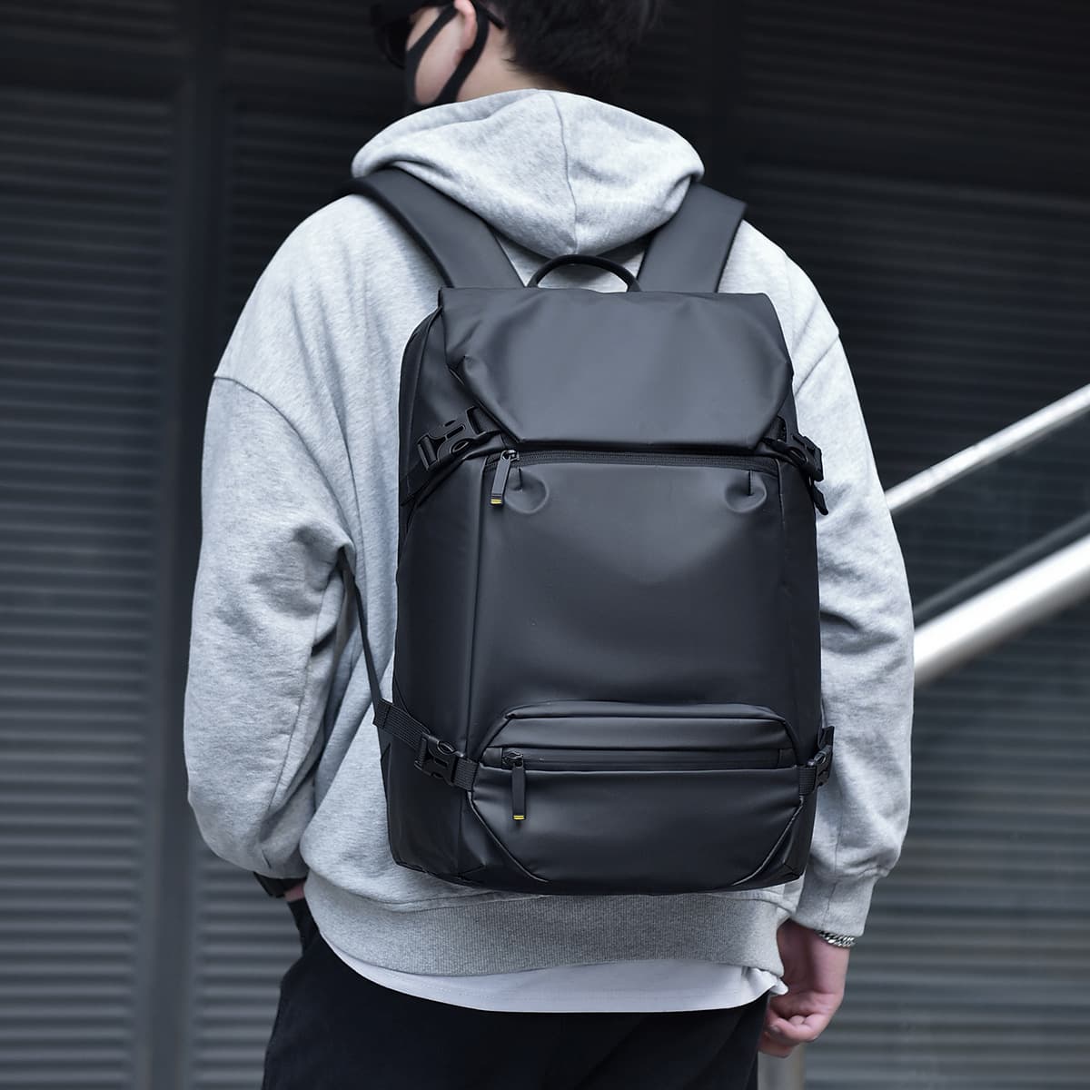New Men's Casual Backpack Student Large Capacity Computer Bag Travel Multifunctional Business Breathable Comfortable Double Shoulder Bag