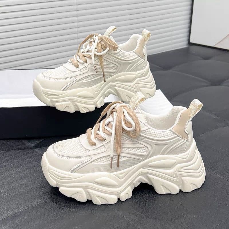 Vintage Retro High-Fashion White Sneakers for Women, Spring and Autumn Street Style, Versatile Student Ins Trendy Breathable Casual Sports Shoes