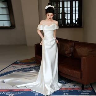 One-Shoulder French Light Wedding Dress 2026 New Style Minimalist Satin Wedding Dress for Bridal Shower White Mermaid Tail Dress