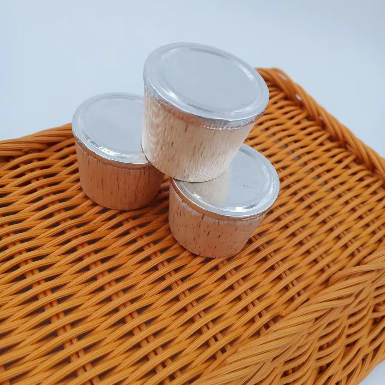 Wooden Home Thermos Stopper, Universal Hot Water Bottle Stopper for 8-Pound Kettles, Wooden Lid