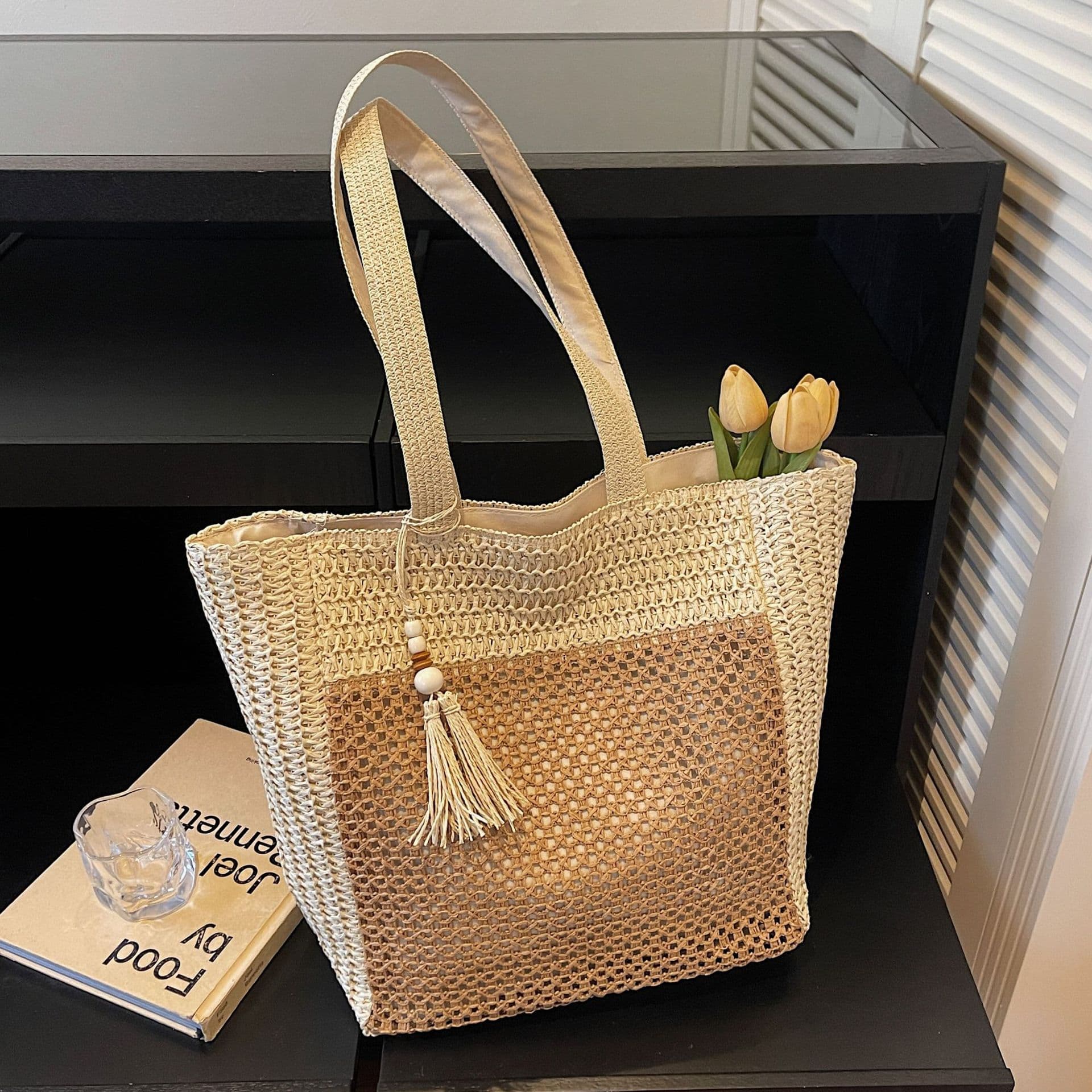 Straw Woven Beach Bag Summer Tote 2026 New Large Capacity Shoulder Bag Fashion Export
