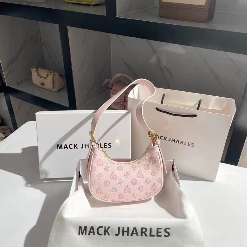High-quality texture niche women's bag, 2024 Autumn/Winter new trendy versatile crossbody bag, shoulder underarm half-moon bag