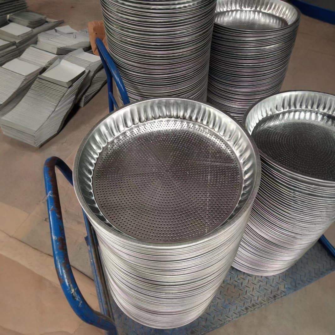 Integrated Iron Sieve Agricultural Round Hole Iron Sheet Sieve Soybean Sichuan Peppercorn Rapeseed Iron Sieve Household Rice Sieve Market Wholesale