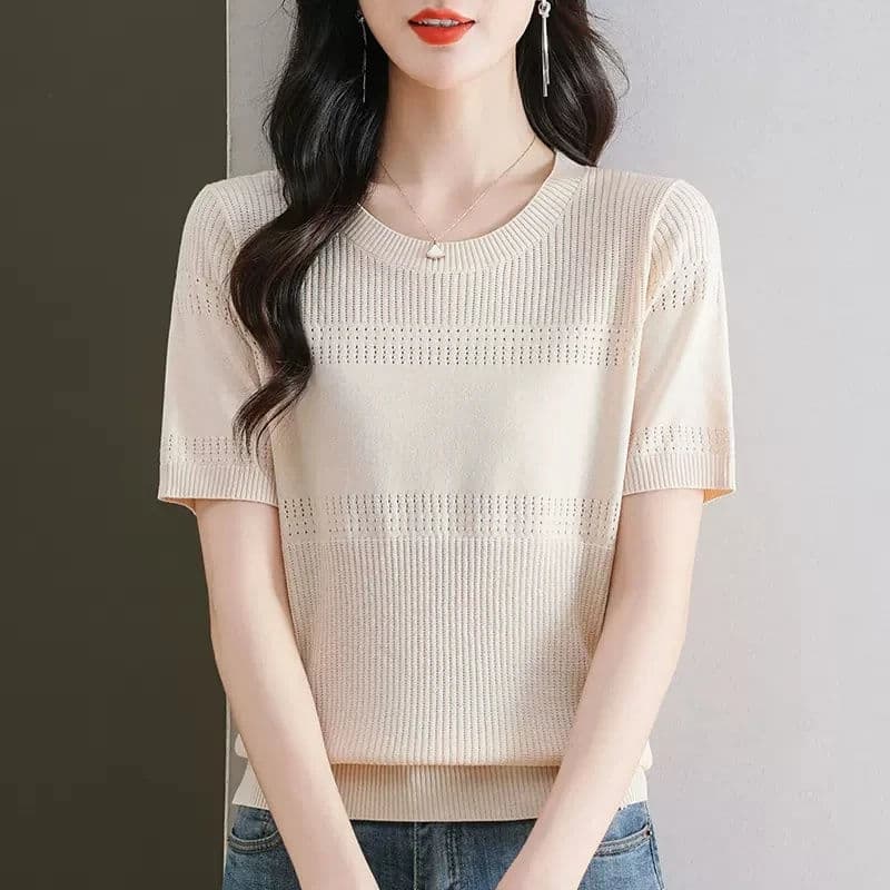 Temperament Short-Sleeved T-Shirt for Women 2025 New Young Mother Summer Ice Silk Knitwear Cut Out Western Style Loose Top