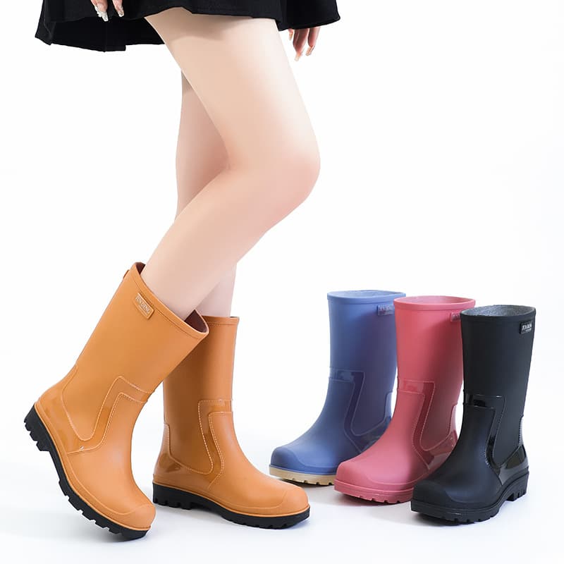Japanese Style Mid-Cut Rain Boots for Women, Fashionable Outdoor Rain Boots, Slip-Resistant Waterproof Durable One-Piece Rubber Shoes, Kitchen Soft-Sole Water Shoes