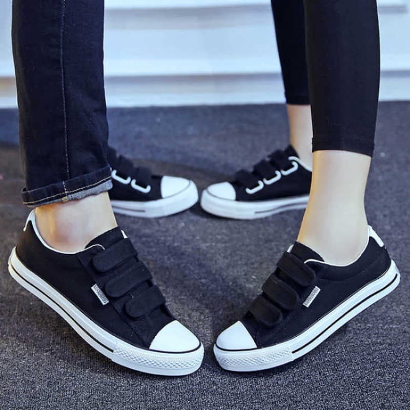 Black Canvas Shoes with Velcro, White Women's Canvas Shoes, Korean-style Versatile Men's Couple Sneakers, Flat Student Casual Shoes