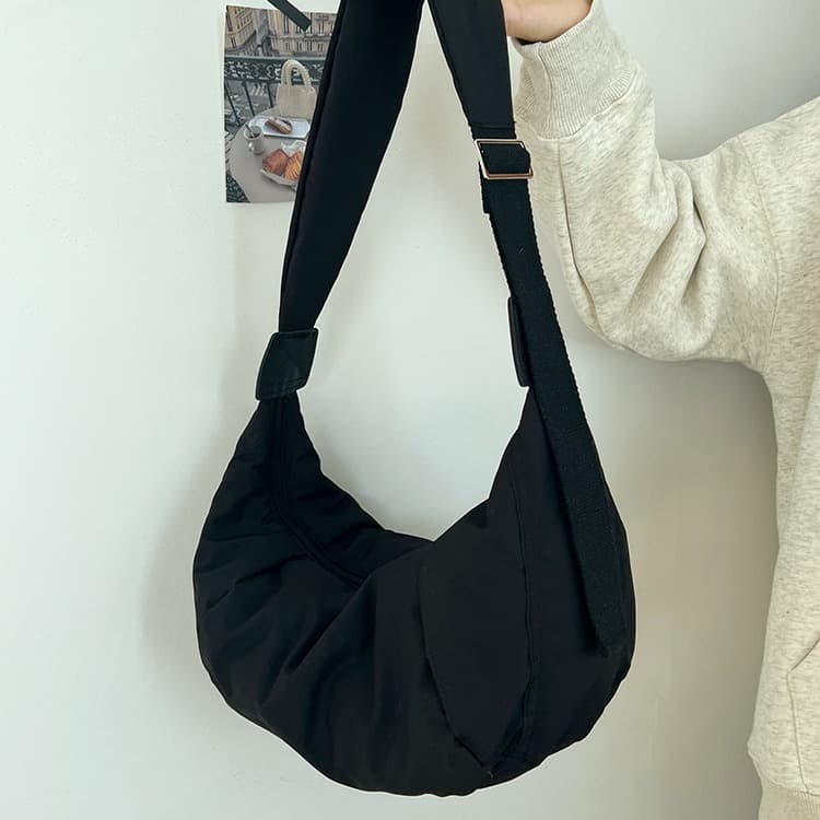 Crossbody Bag for Women 2022 Autumn Winter New Large Capacity Dumpling Bag Down Cotton Casual Simple Versatile Shoulder Bag