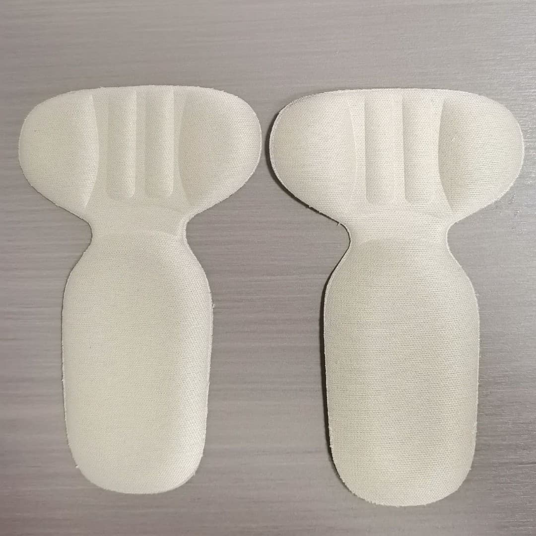 Cross-border wholesale of T-shaped two-in-one heel pads with half-size inserts, thickened anti-slip and anti-blister heel pads from manufacturers.