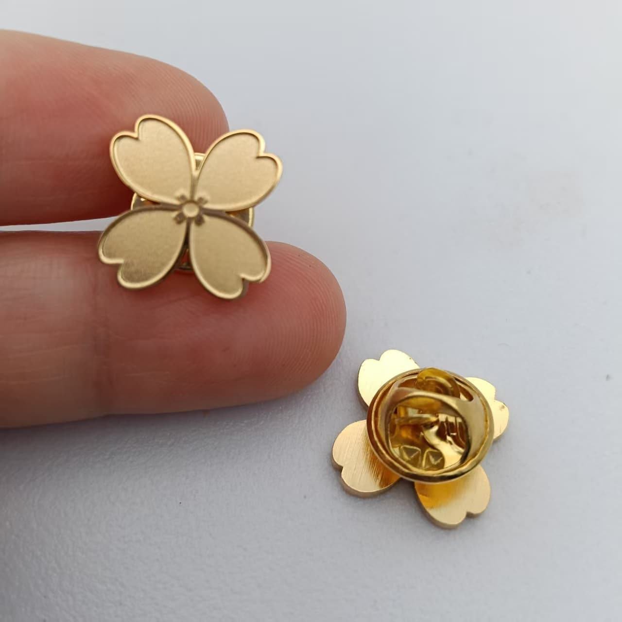 Authentic New Greentown Property Emblem Employee Brooch Company Badge Group Suit Lapel Order from 1 Piece Same-day Shipping