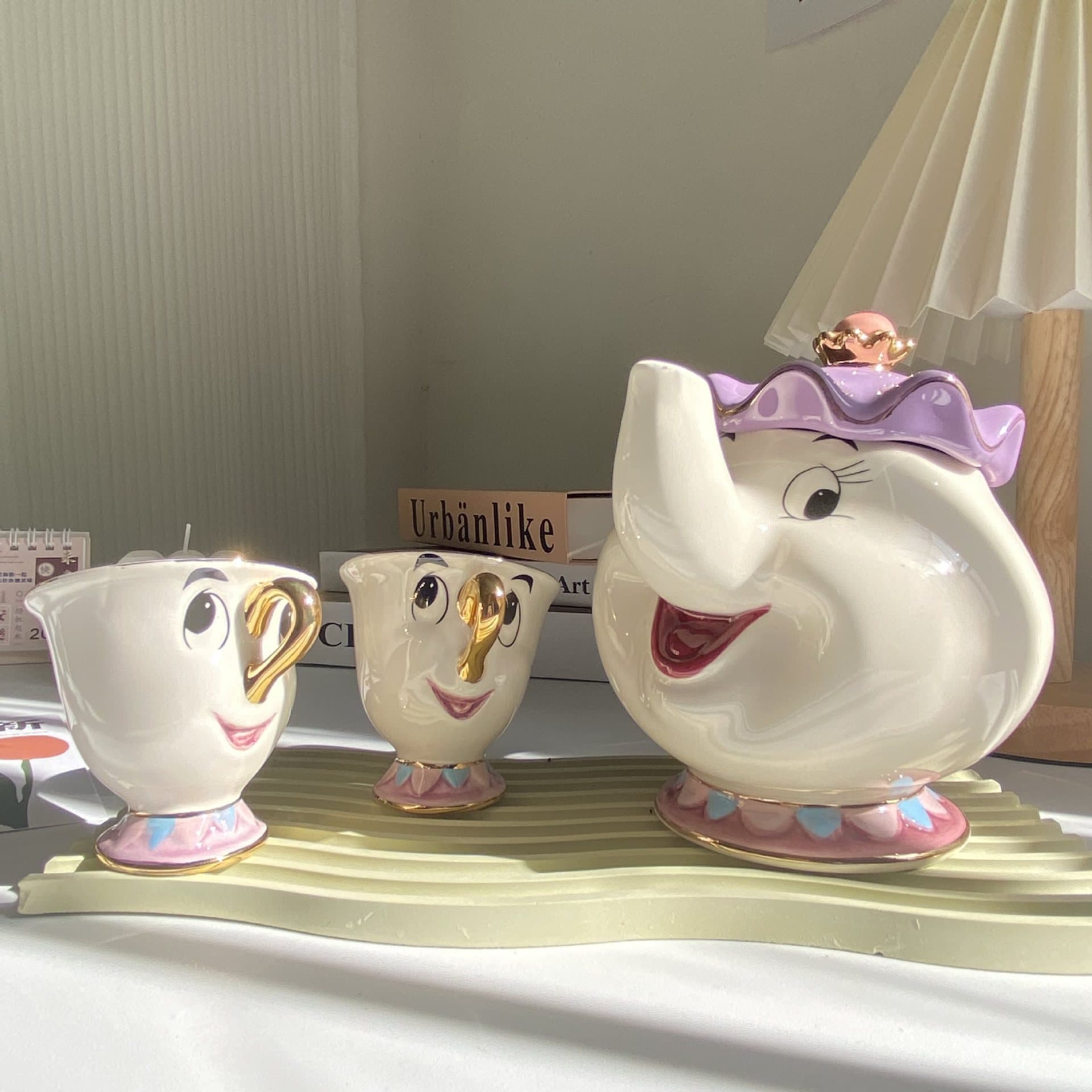 Beauty and the Beast Gold-Plated Ceramic Teapot and Cup Mrs. Potts Teapot and Chip Cup