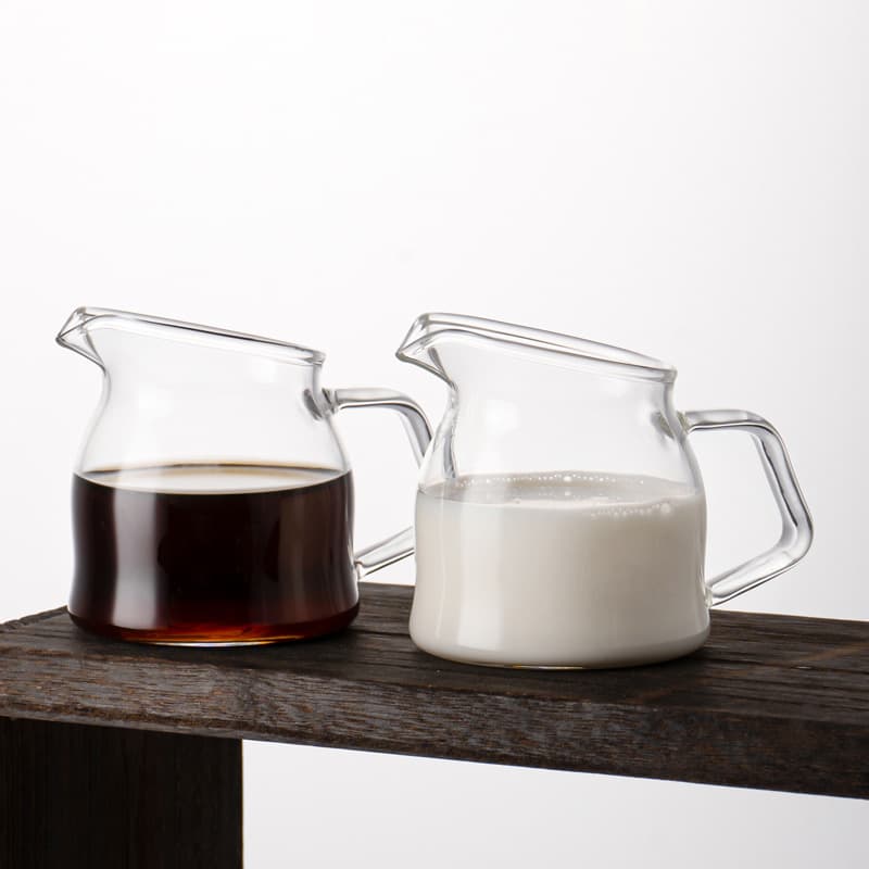 High borosilicate glass transparent slanted milk cup mini espresso extraction milk cup household simple milk jug