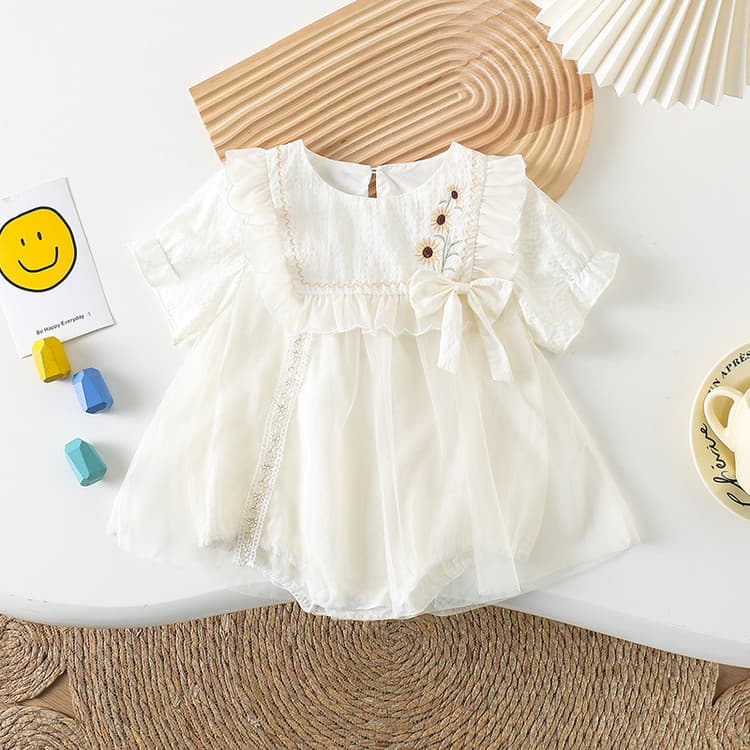 Summer Korean version of baby girl's stylish baby doll jumpsuit, girl's sunflower gauze skirt triangle bag fart climbing suit