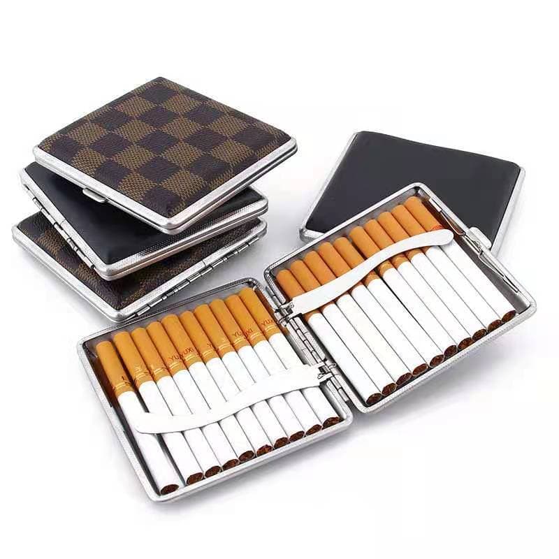 Wholesale leather metal cigarette box personalized creative iron clip aluminum flip leather leather high-end cigarette box set for men