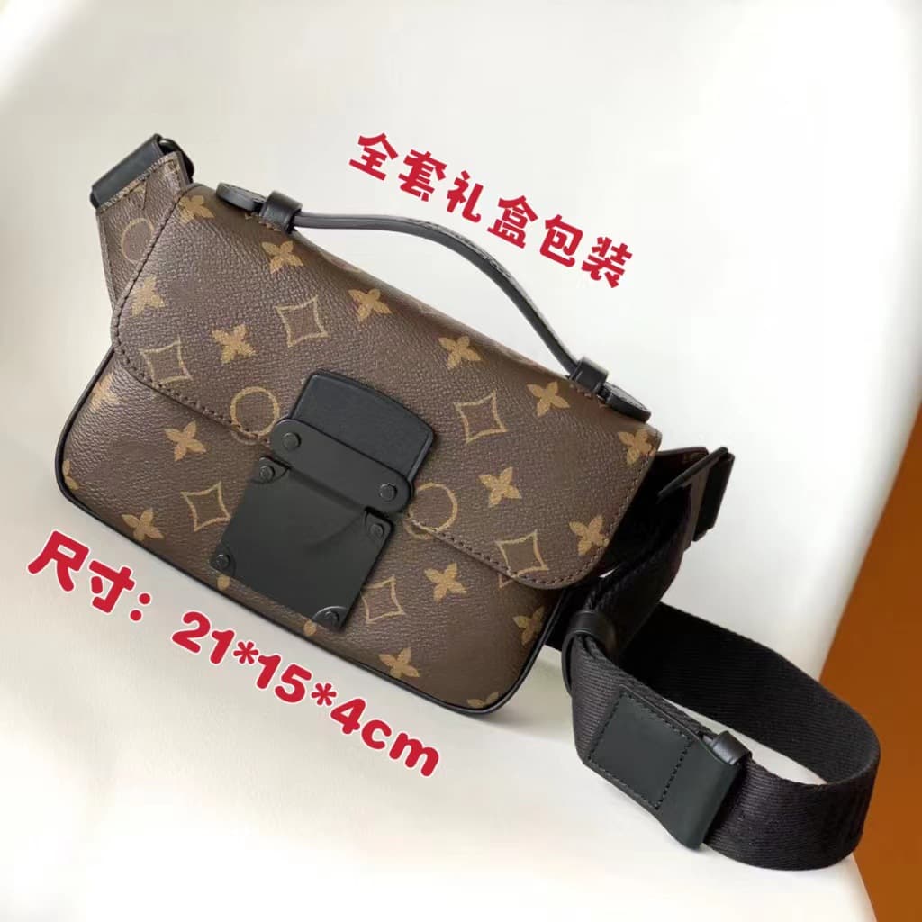 Fashionable Men's Chest Bag Classic Floral Print Crossbody Bag Waterproof Wear Resistant Urban Minimalist Style Daily Match