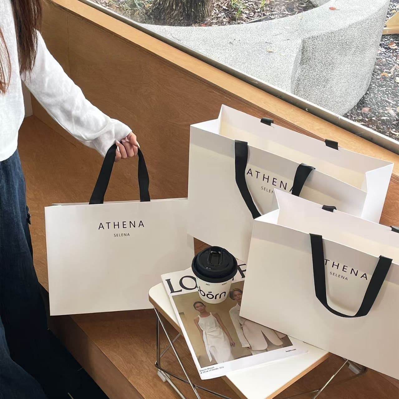 High-end paper bags for jewelry, premium paper tote bags, custom-made white cardboard gift bags for eyewear stores