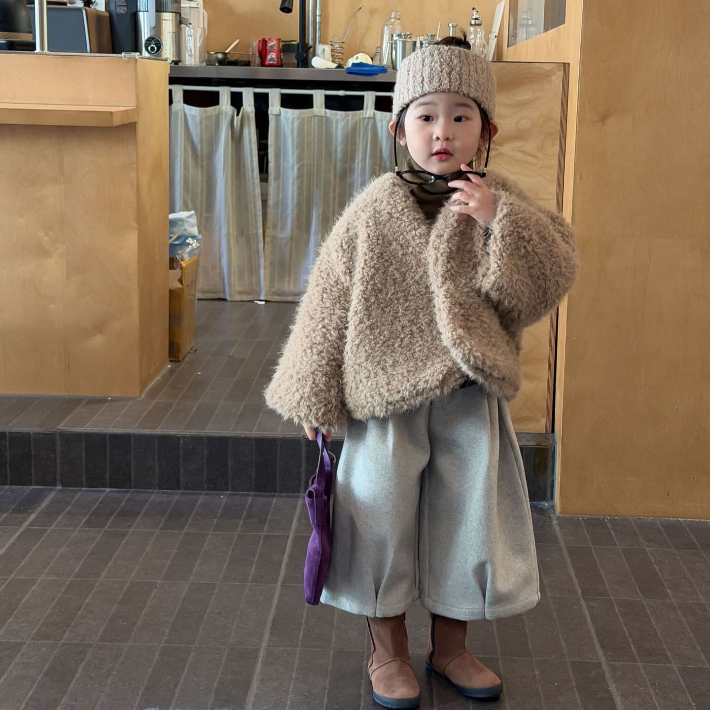 2025 Winter New Children's Clothing: Korean Style Girls' Fashionable Quilted Sweater, Stylish Faux Fur Coat