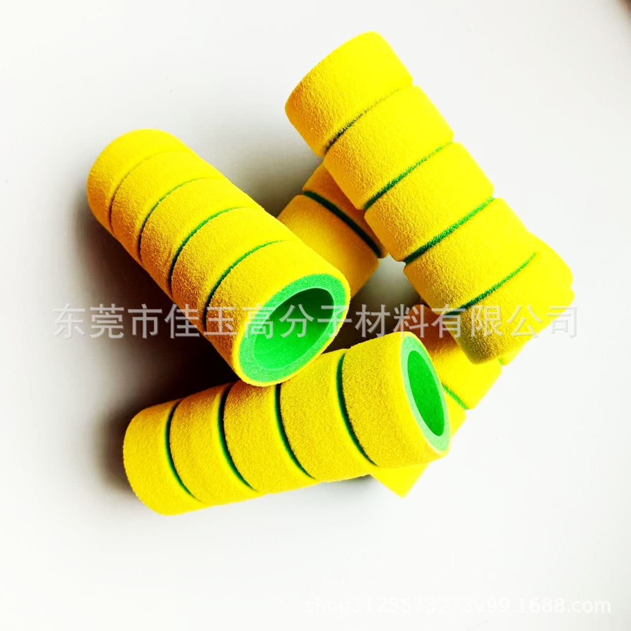 Wholesale NBR rubber and plastic handle covers two-color shockproof and warm bicycle accessories racket handle cover sponge handle cover