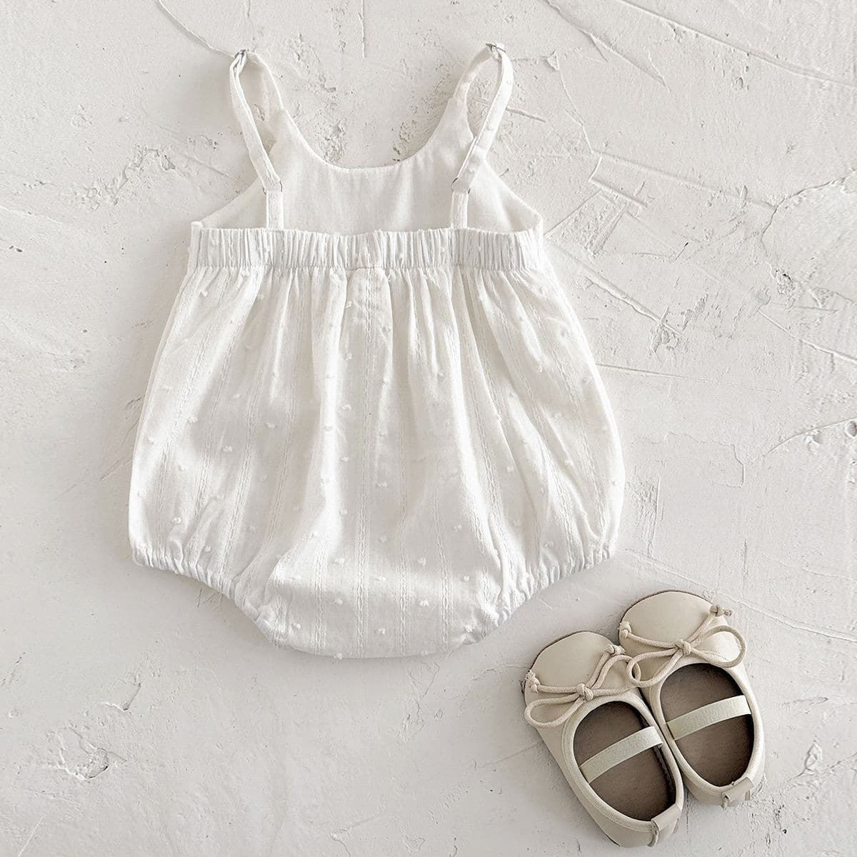 Summer baby infants and young children thin sleeveless baby jumpsuit suspender white polka dot casual romper jumpsuit others