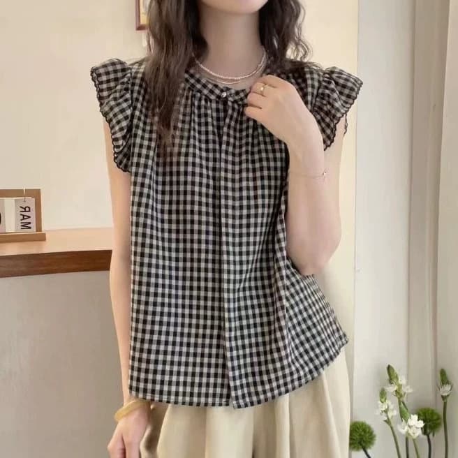 Summer sweet age-reducing flying sleeve design plaid shirt for women, slim and versatile shirt, simple babydoll top