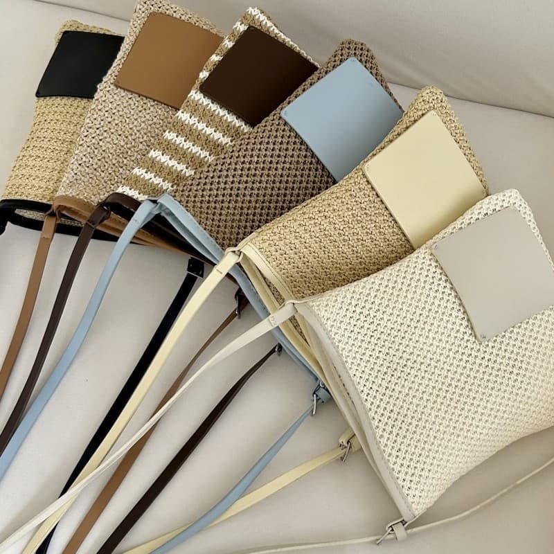 2025 New Beach Bag Vacation Style Summer Bag Straw Woven Bag Large Capacity Crossbody Bag Niche Design Tote Bag