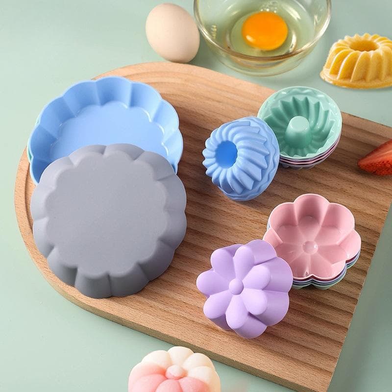 Silicone cupcake molds, mini cake cups, baking molds, bases, round flower-shaped donuts, in stock.