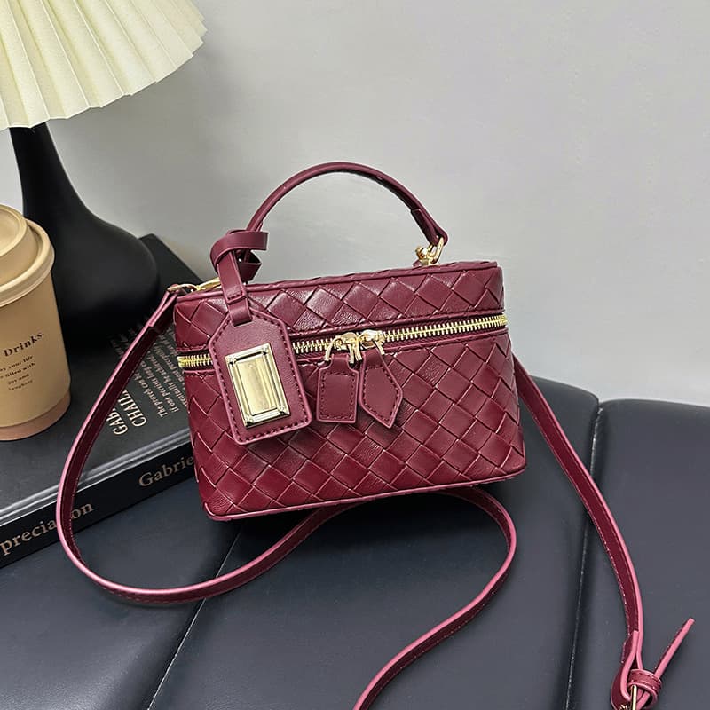 Handwoven Box Bag Small Square Bag Retro Premium Lunch Box Bag Handbag Shoulder Crossbody Bag for Women