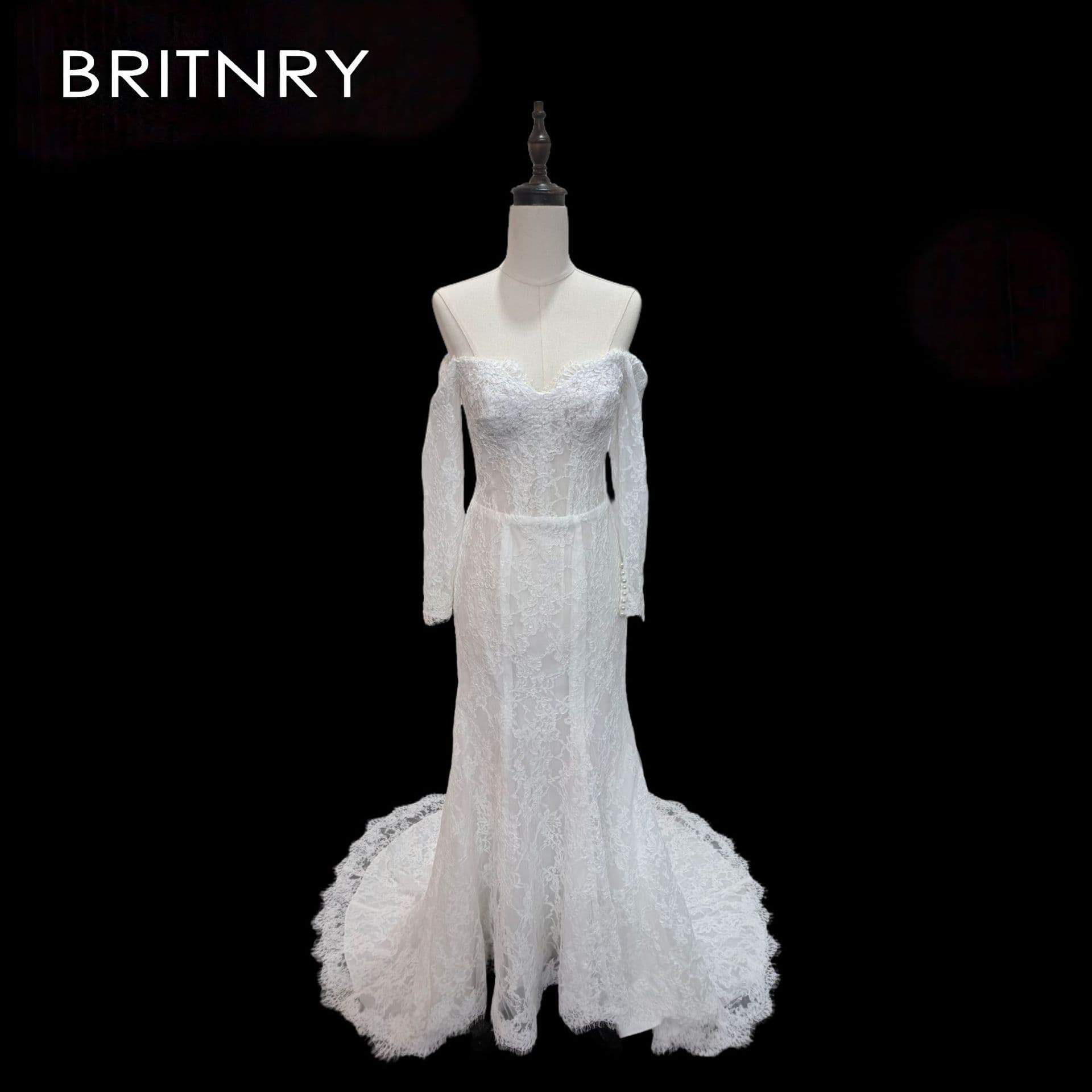 2026 New Lace Slim Fit Mermaid Wedding Dress Strapless Long Sleeve Small Train Slim Tall French Light Gown Main Wedding Dress