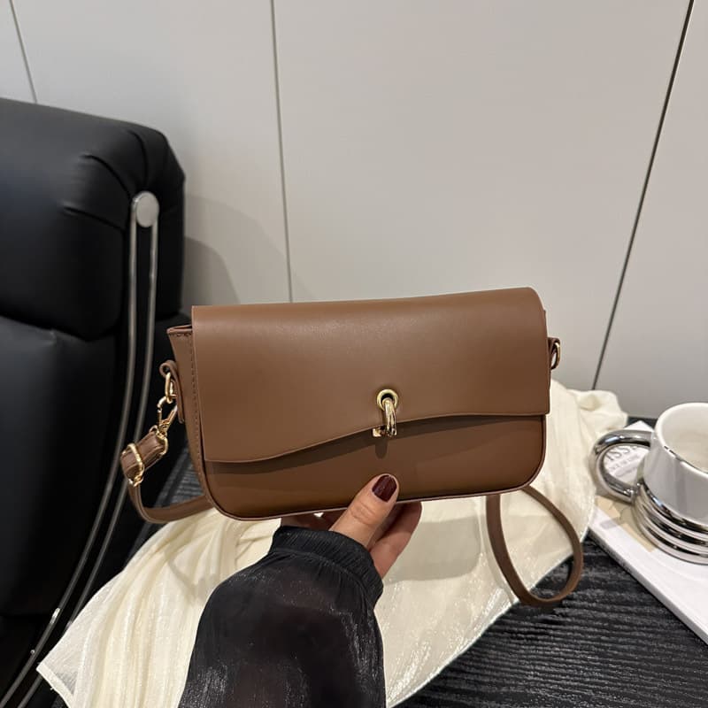 2025 New Trendy Underarm Bag for Women, High-End Fashionable Baguette Bag, Versatile Chain Strap Shoulder Square Bag
