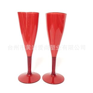 USA Hot Sale - Exported to Europe, Various Styles of Food-Grade Fine Plastic PS Valentine's Heart Cup