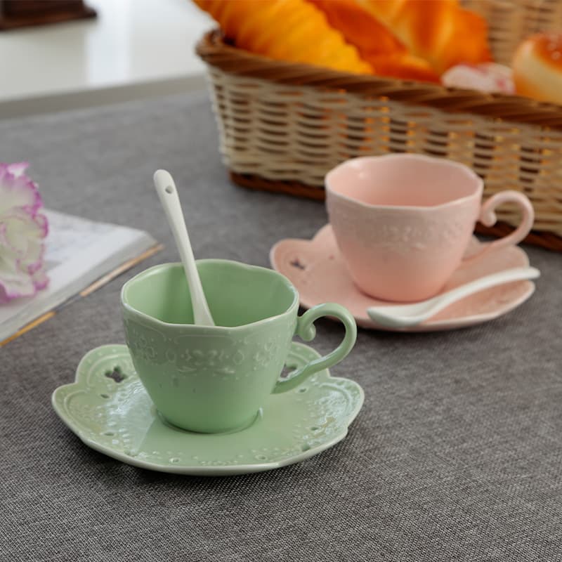 Minimalist Ceramic Coffee Cup and Saucer Set, High Aesthetic Coffee Cup and Saucer Set, Household Water Cup, Afternoon Tea European-Style Cup and Saucer, Ins Style