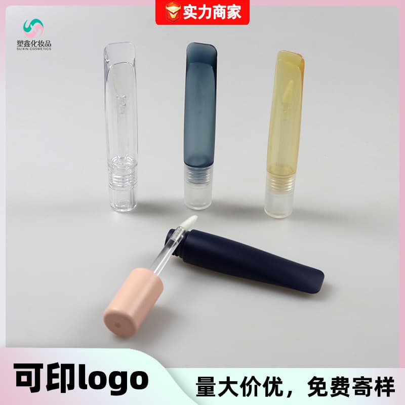 Directly supplied from the manufacturer, flat lip glaze empty tube lip gloss tube clear liquid foundation concealer makeup packaging materials can be added with logo