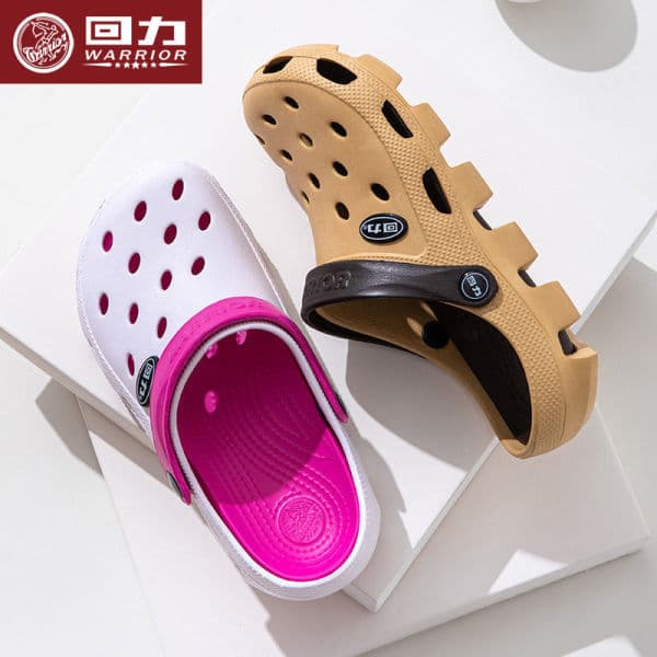 Warrior brand clogs, men's and women's summer breathable sandals, couple's beach shoes, closed-toe home wear, EVA slippers