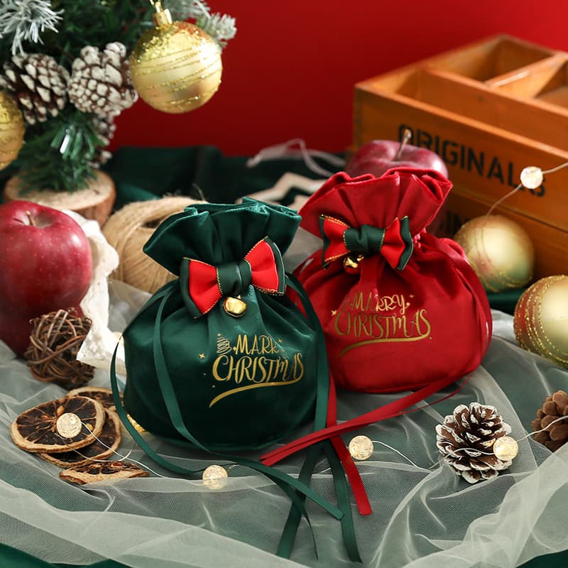 Creative Christmas gift bags, Christmas apple velvet bags, Christmas Eve candy boxes, peace apple drawstring bags