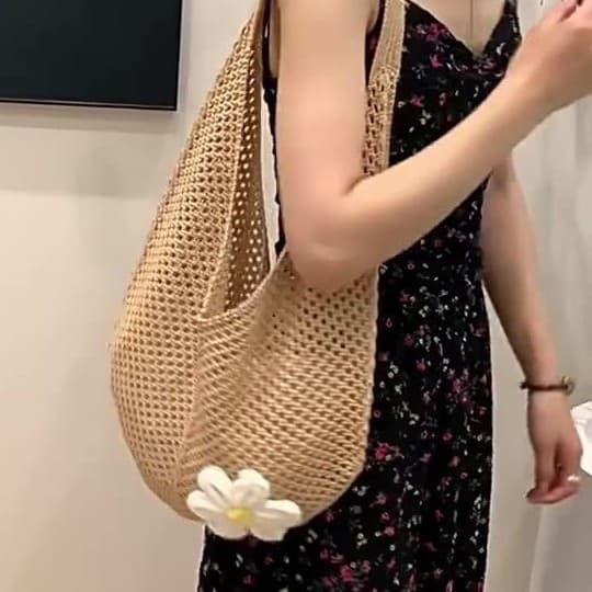 High-End Knitted Woven Bag for Women, New Korean Style Shoulder Tote Bag, Lazy Style Knitted Hollow Flower Beach Bag