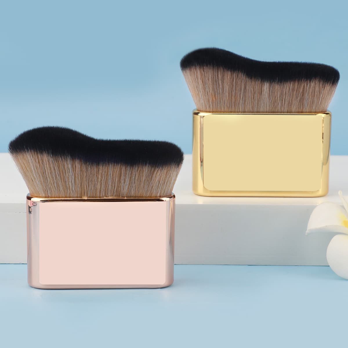 Cross-border Single Foundation Brush Makeup Brush Soft Bristle Contour Brush Streak-Free BB Cream Brush Big Wave Makeup Tool
