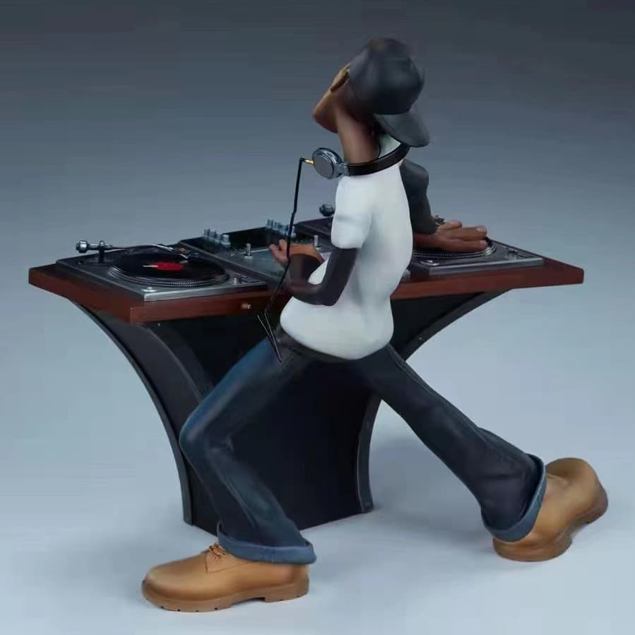 Creative New Hip-Hop Element Sculpture The Elements Of Hiphop Artist DJ Boy Statue