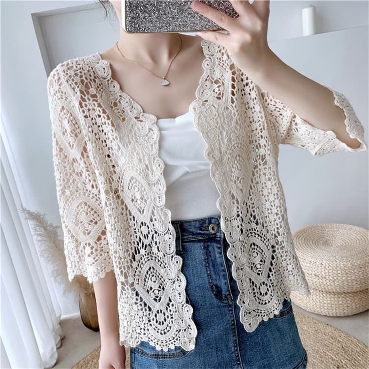 Women's Cropped Cardigan Sun Protection Shirt with Embroidery and Three-Quarter Sleeves, Beach Cover-Up, Female Top Outerwear
