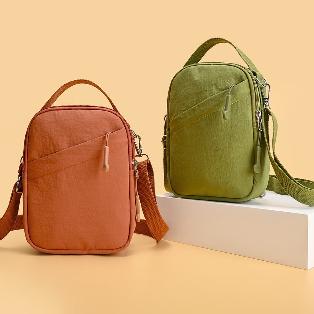 Oxford Fabric Mini Bag Women 2026 New Korean Style Single Shoulder Bag Versatile Crossbody Bag Outdoor Phone Bag Men