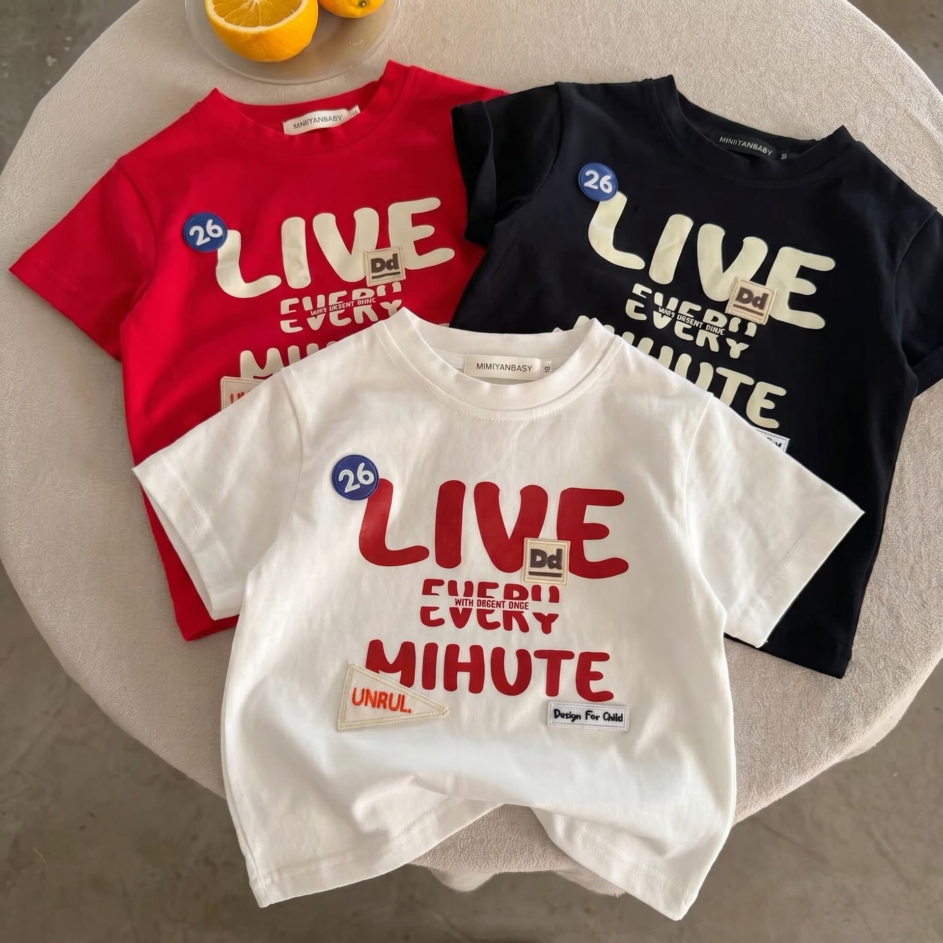 Children's short-sleeved T-shirts for men 2026 summer new children's letter patch tops baby Korean version versatile T-shirts for women thin
