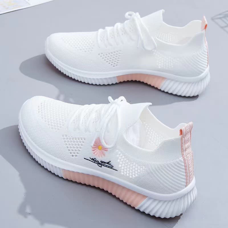2025 Spring/Summer New Women's Flyknit Breathable Student White Sneakers Casual Shoes Wholesale