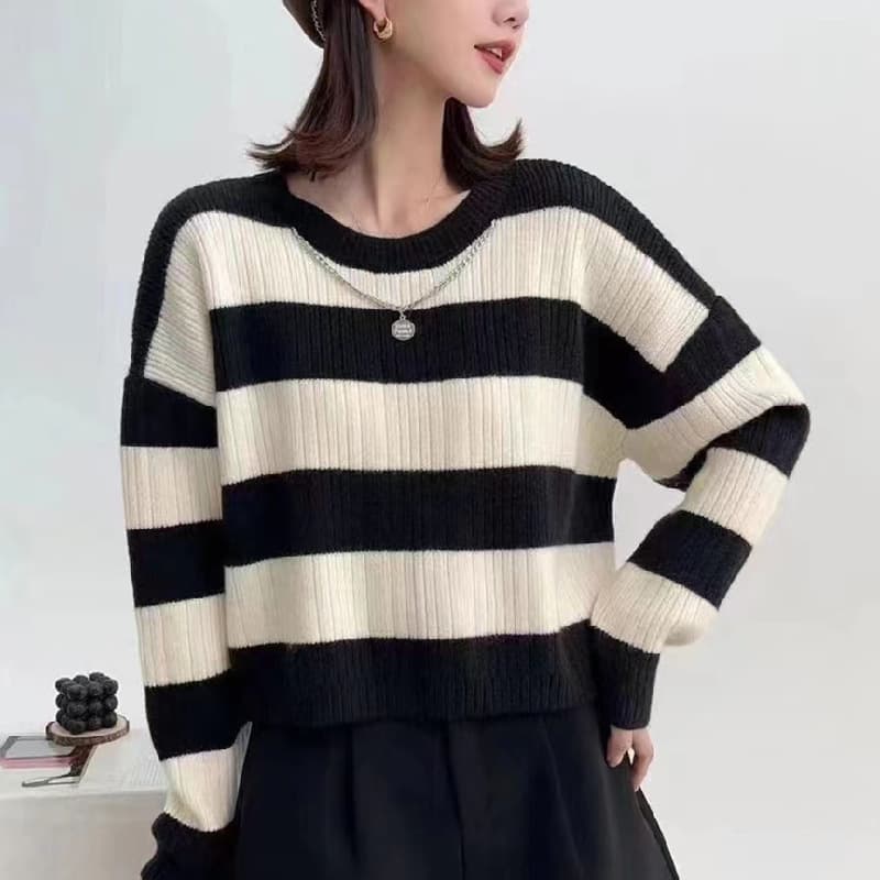 Spring and Autumn New Striped Contrast Color Casual Round Neck Knit Sweater for Women Loose Versatile Pullover Long Sleeve Top Fashion