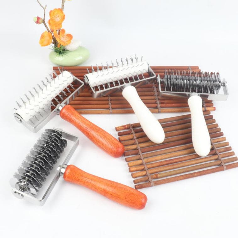 Baking Roller Cutter, Stainless Steel Pizza Cutter, Perforator, Mesh Cutter, Needle Roller Pizza Docker, Cookie Docker, Wheel