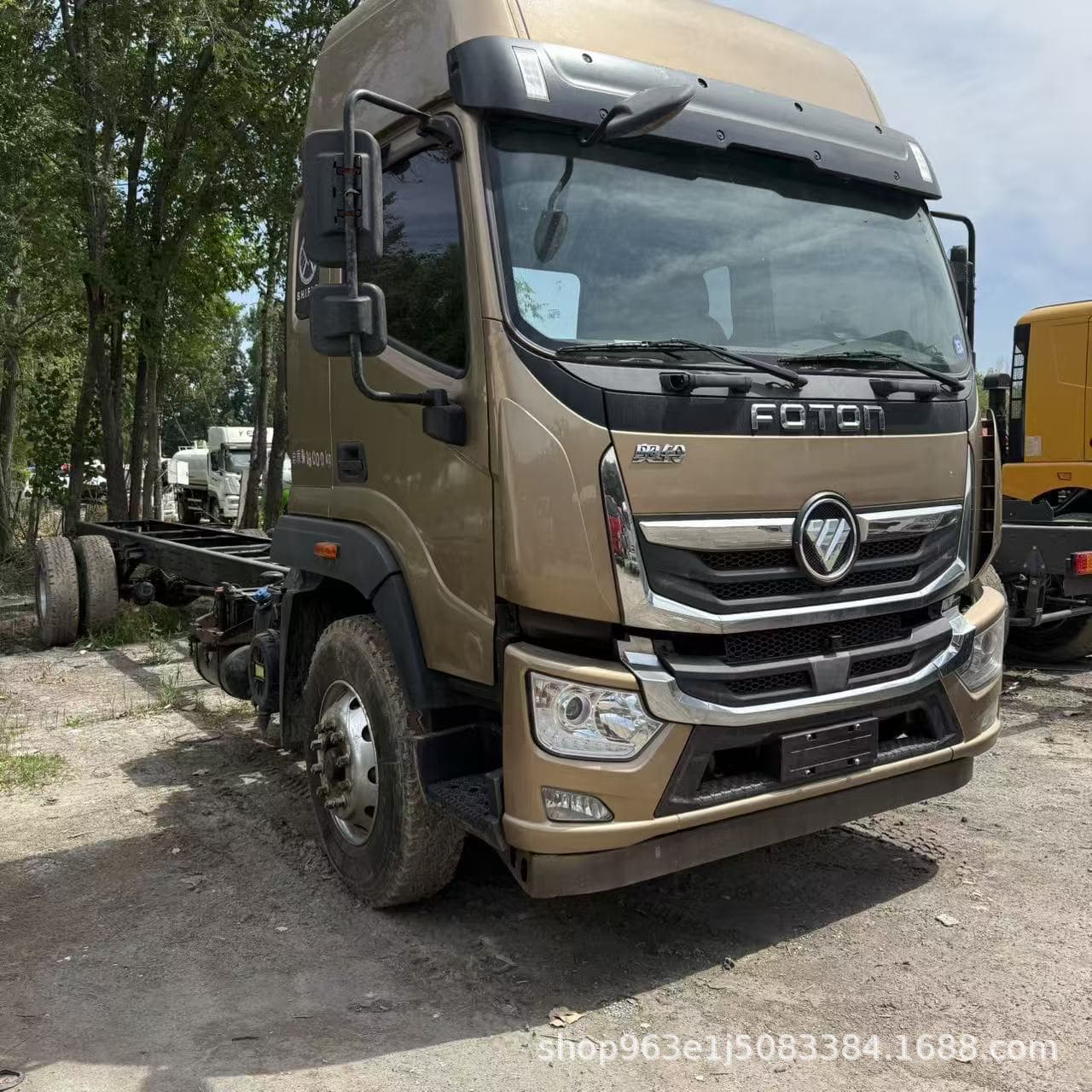 Foton Auman Super Bee 6.8m Chassis Heavy-Duty Efficient Medium Truck Export to Africa Middle East Multi-Scenario Adaptable