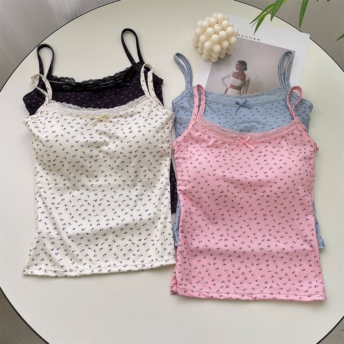 9094# Women's Silk Strapless Top with Built-in Bra Autumn/Winter Sleeveless Base Layer Inner or Outer Wear Versatile Backless Top