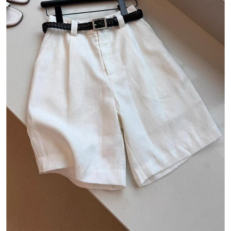 CHAO level recommendation! Minimalist white linen high-waisted five-quarter shorts for women to wear loose, loose and slimming mid-pants
