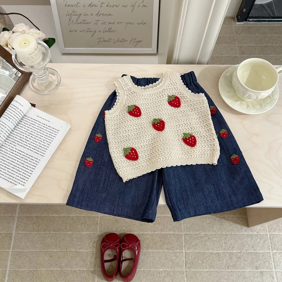 [Tianxiaosi Baby] Summer New French Knit Cool-Feel Strawberry Breathable Vest Denim Strawberry Pants Set